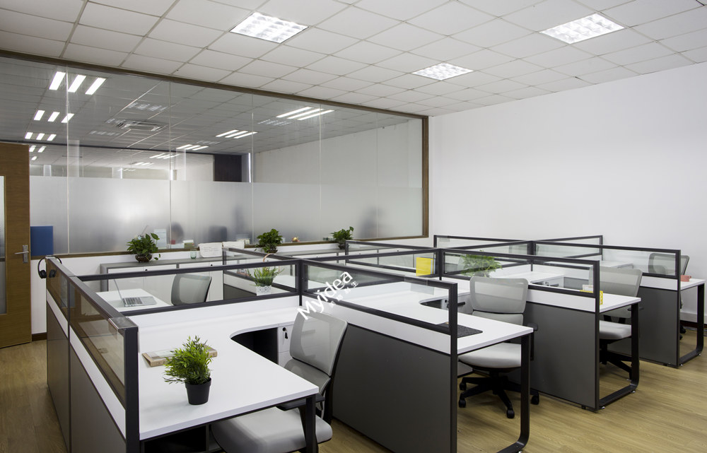 1722241094954971.jpg 屏風(fēng)辦公桌.jpg